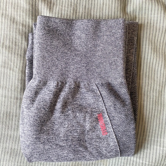 GYMSHARK Grey biker shorts - Picture 2 of 2